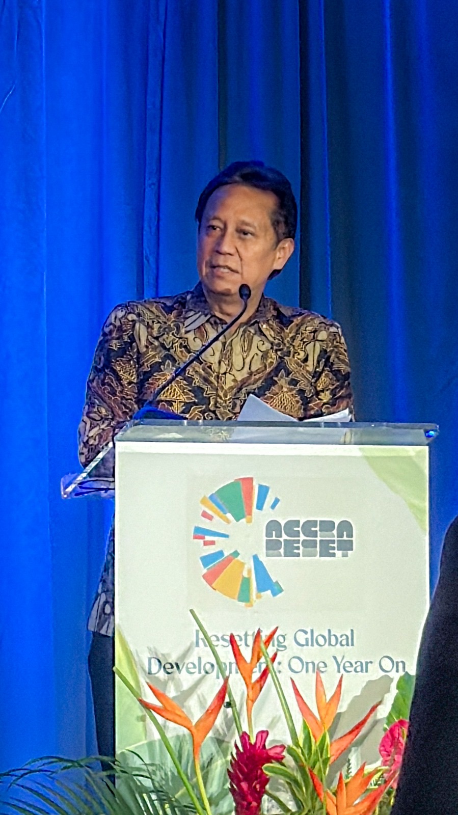 Budi Gunadi Sadikin speaking at the Accra Reset podium